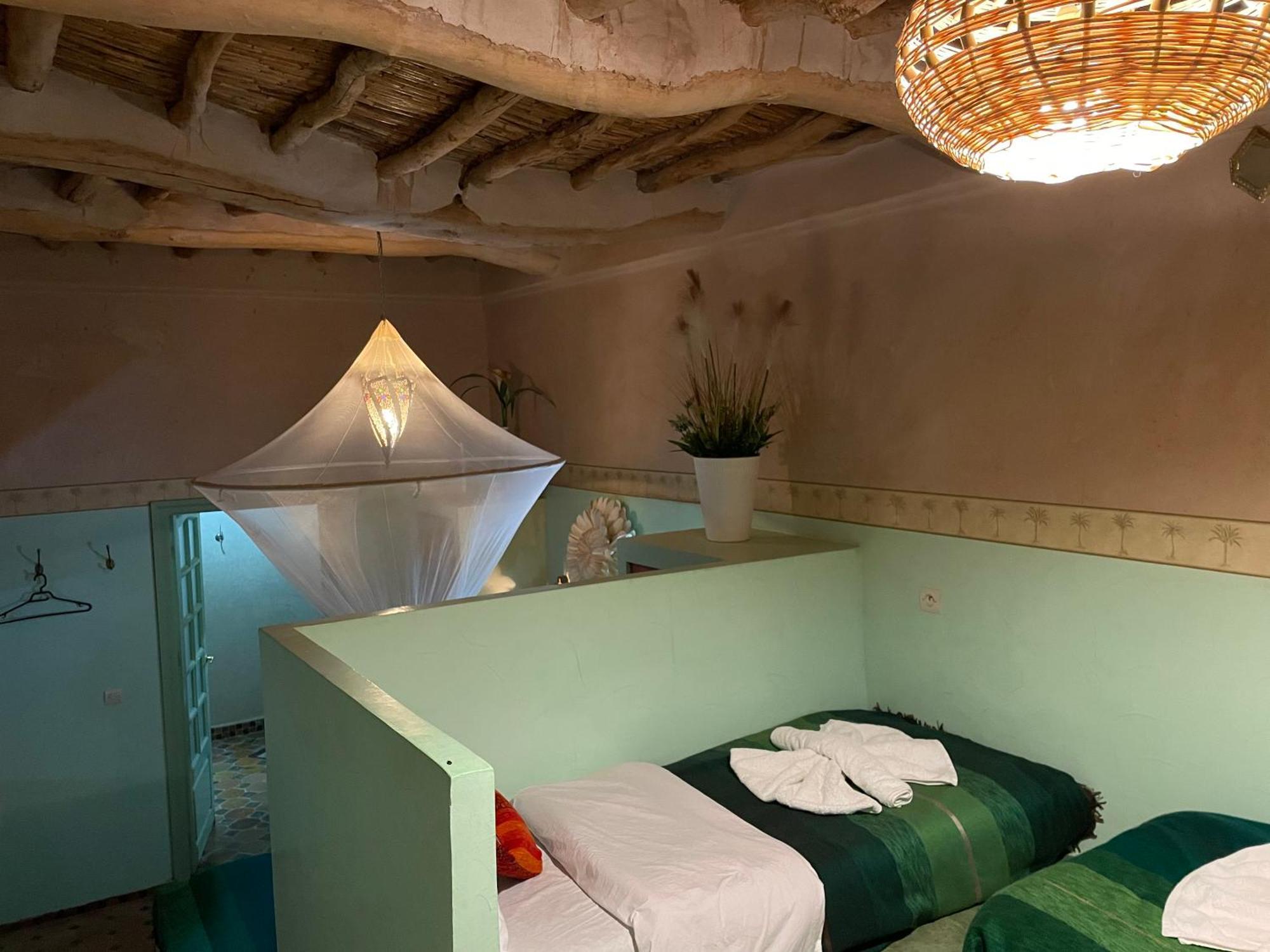 Riad Dades Birds Boumalne エクステリア 写真