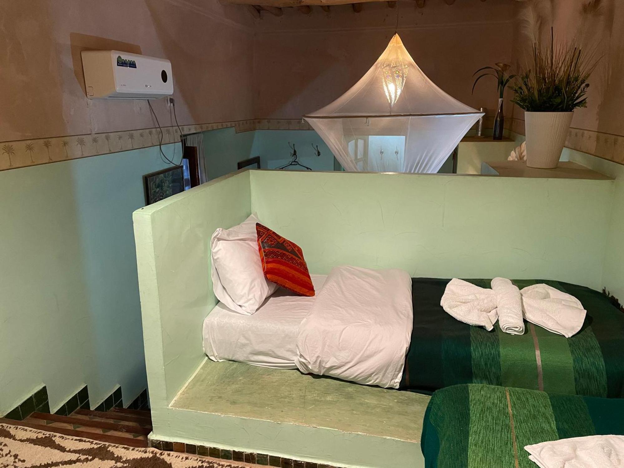 Riad Dades Birds Boumalne エクステリア 写真