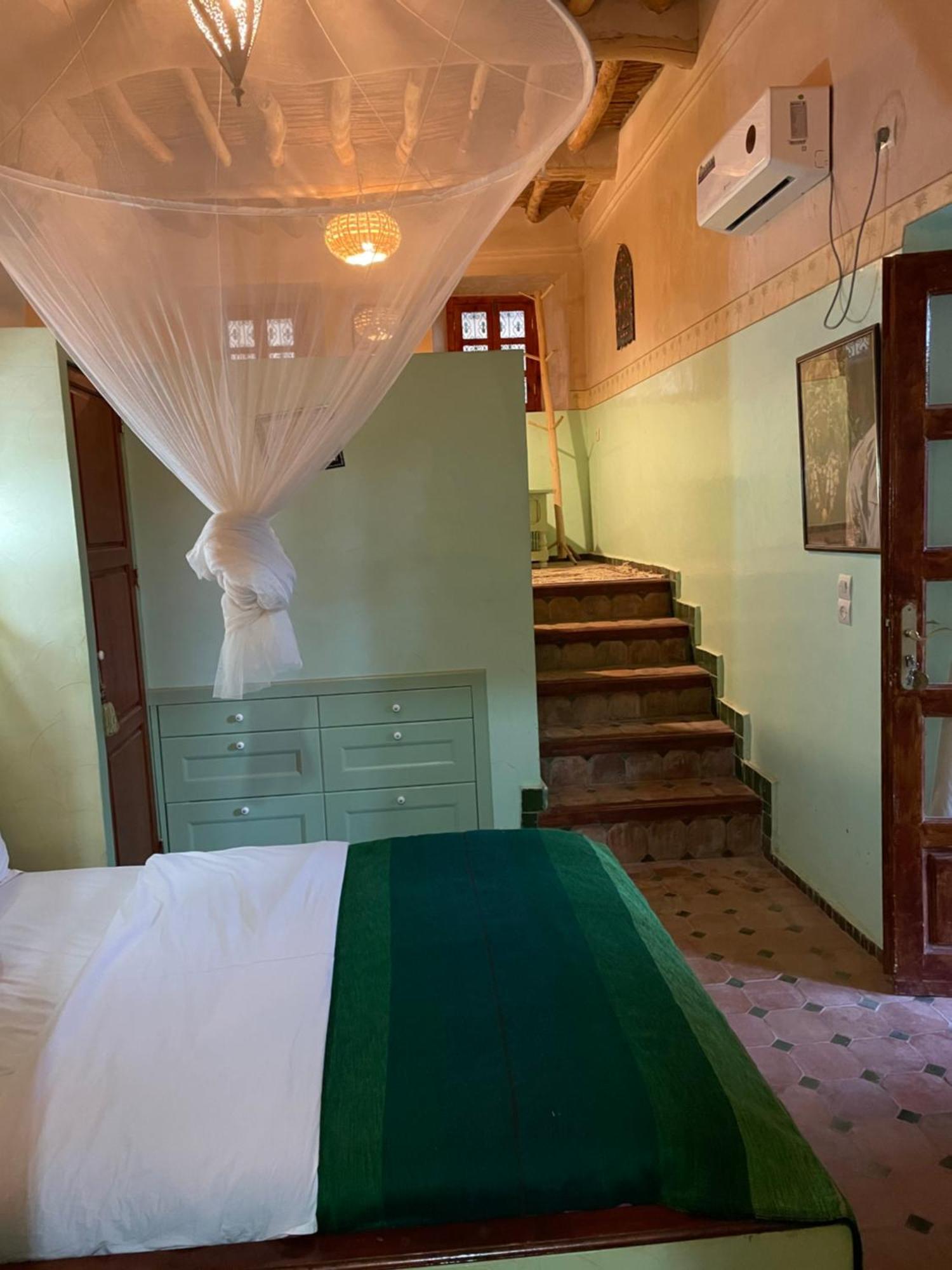 Riad Dades Birds Boumalne エクステリア 写真