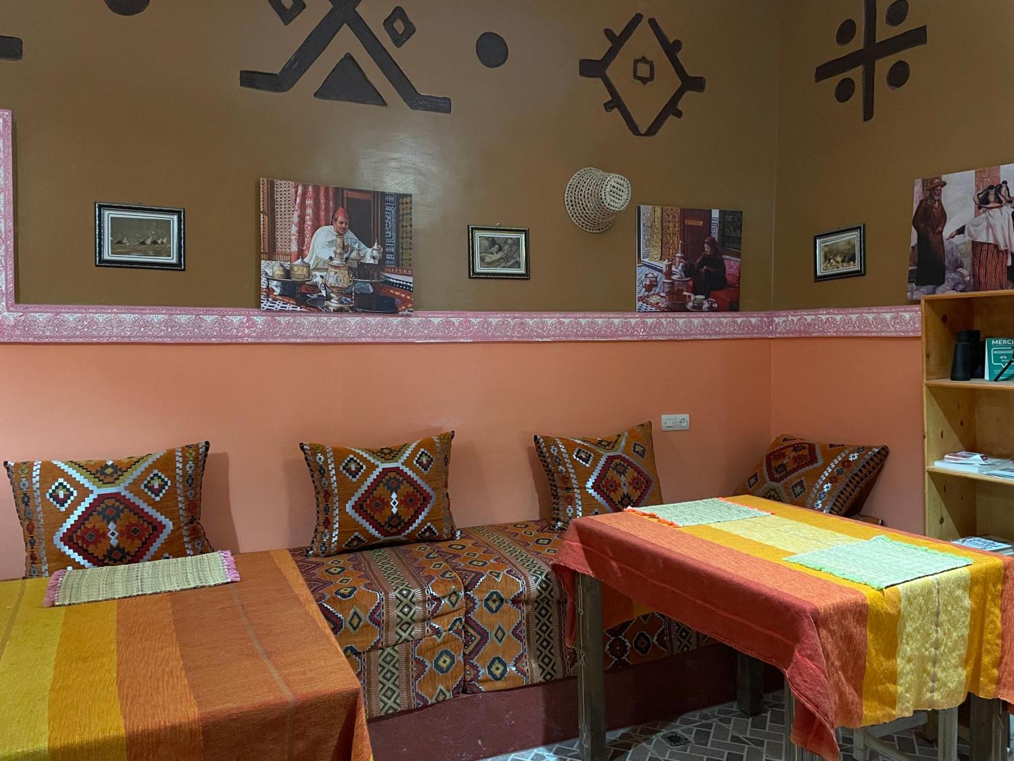 Riad Dades Birds Boumalne エクステリア 写真